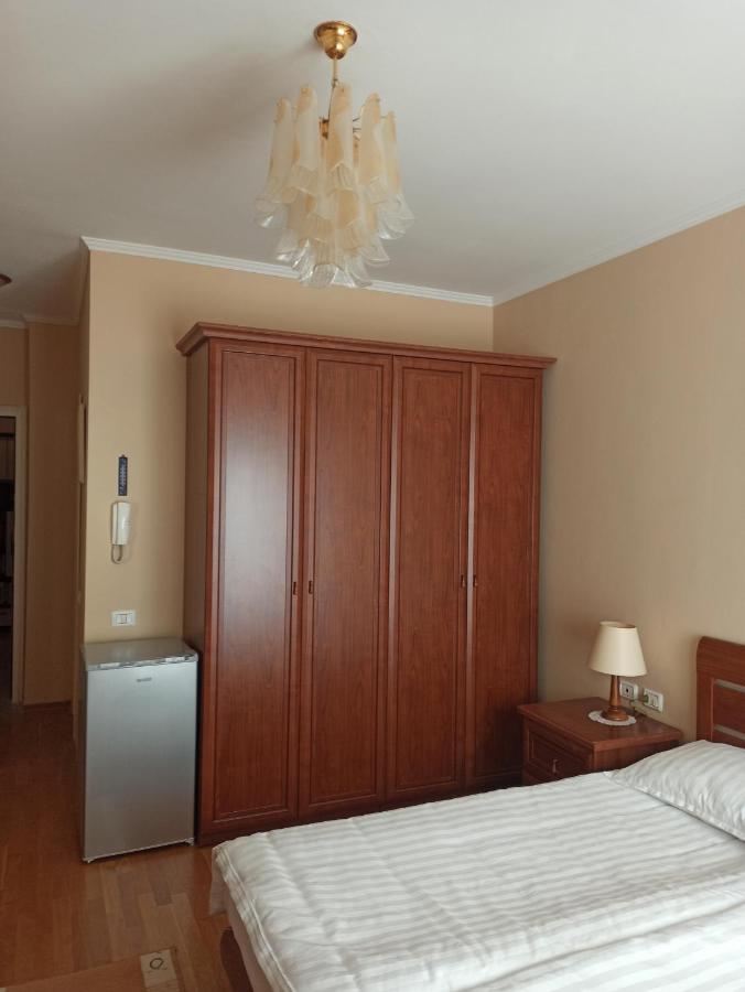 Home Sweet Rental Tirana Bagian luar foto