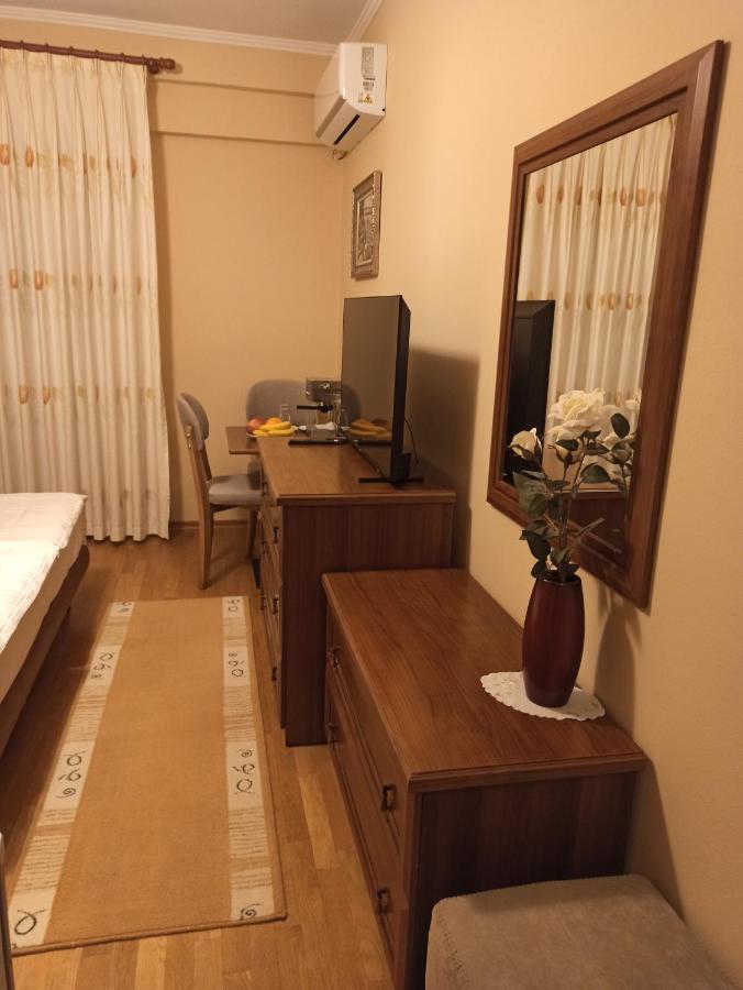 Home Sweet Rental Tirana Bagian luar foto