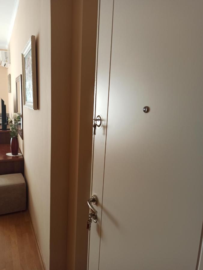 Home Sweet Rental Tirana Bagian luar foto