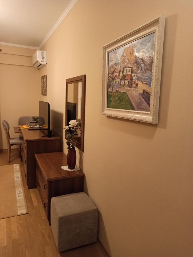 Home Sweet Rental Tirana Bagian luar foto
