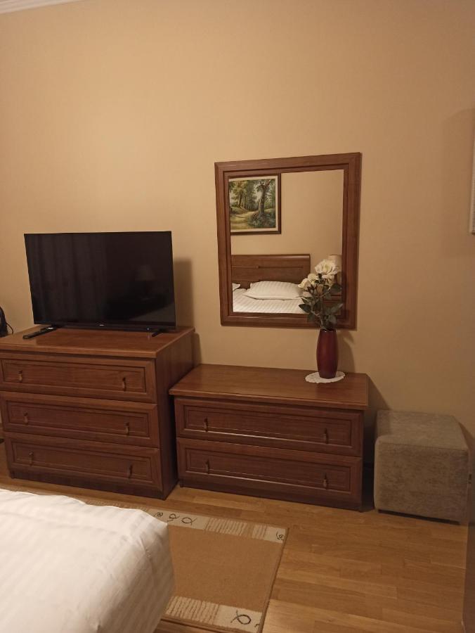 Home Sweet Rental Tirana Bagian luar foto