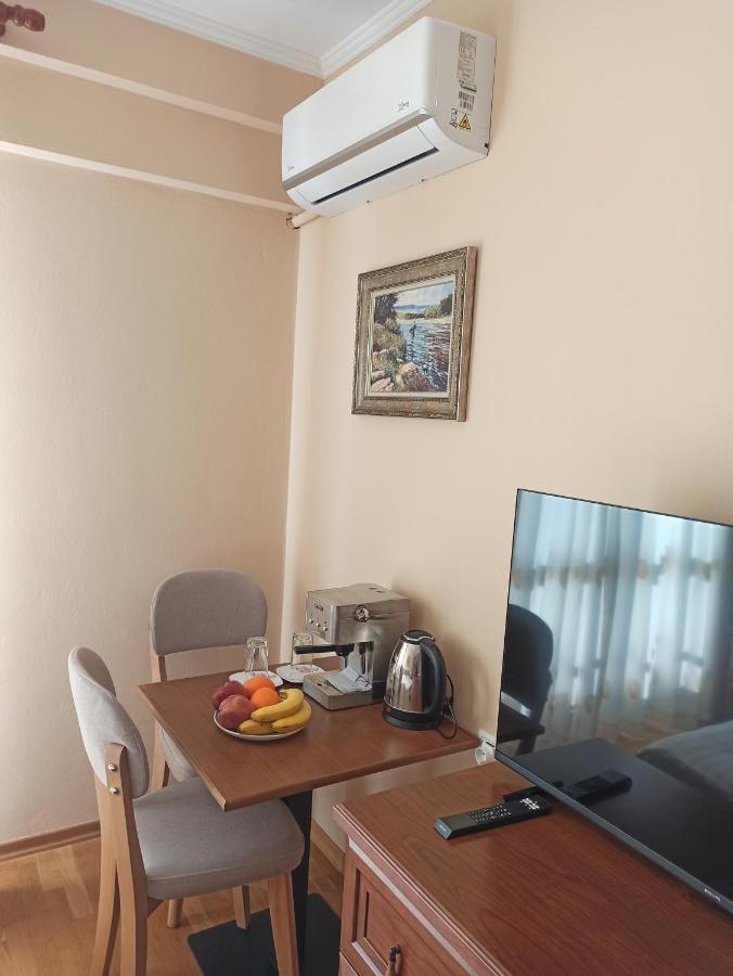 Home Sweet Rental Tirana Bagian luar foto